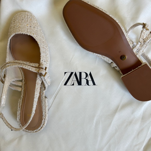 Zara Slingback Flats - Picture 2 of 2